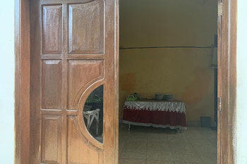 oyo 90816 wisma awal fajar syariah