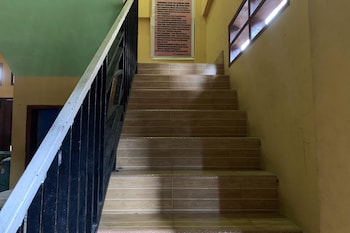 oyo 90816 wisma awal fajar syariah