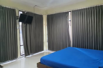 oyo 90816 wisma awal fajar syariah