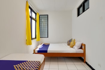 spot on 3940 villa gunung agape