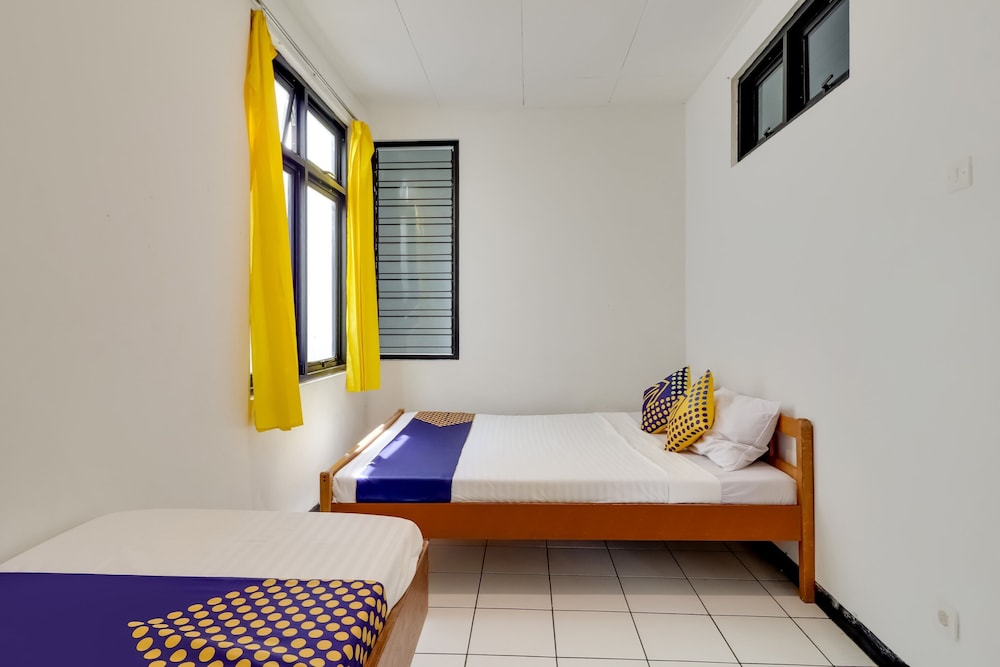 spot on 3940 villa gunung agape