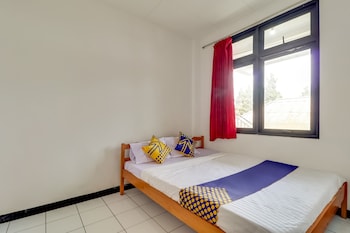 spot on 3940 villa gunung agape