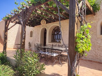 riad bini ddik