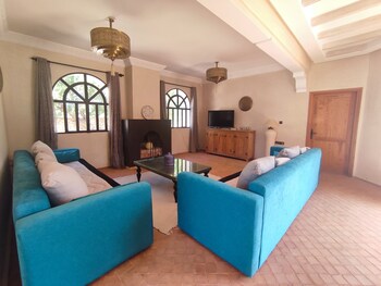riad bini ddik