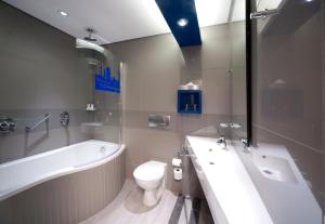 garden court milpark