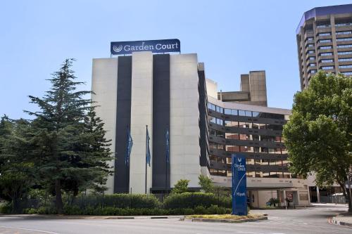 garden court milpark