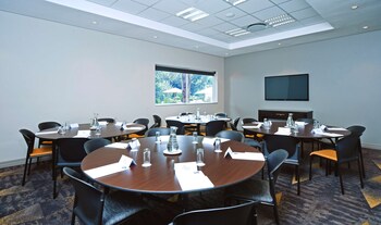 garden court milpark