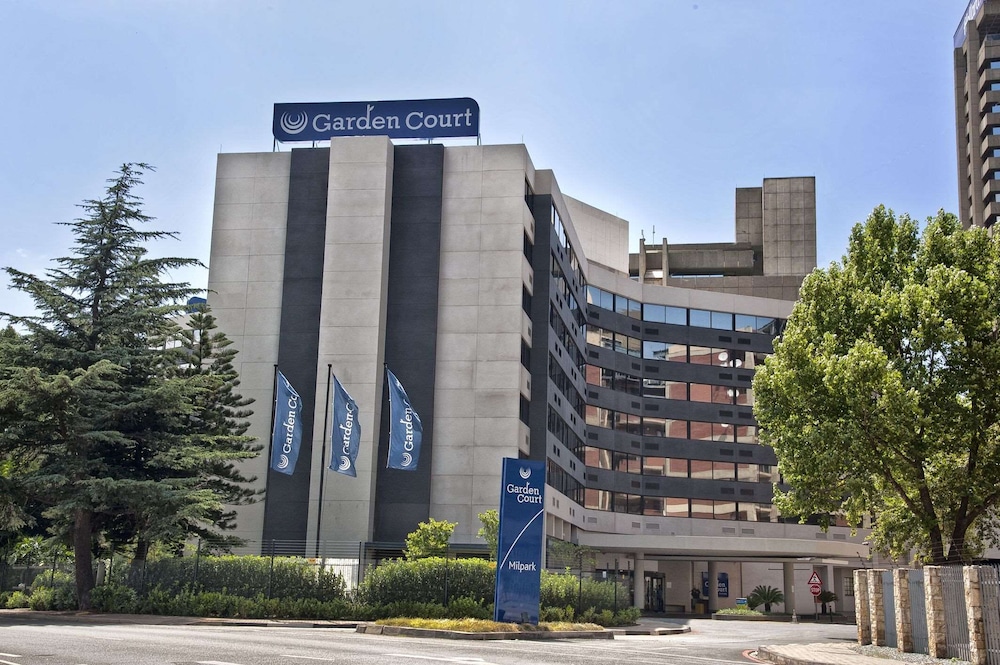 garden court milpark