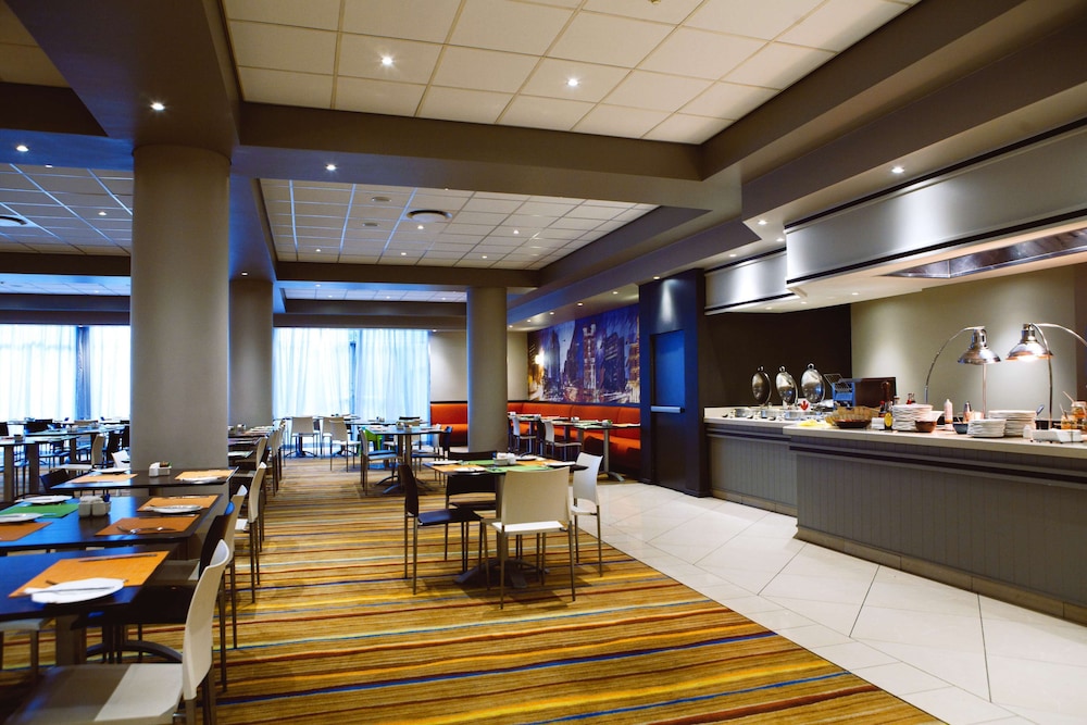 garden court milpark