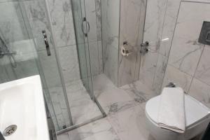 pera side hotel