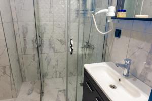 pera side hotel