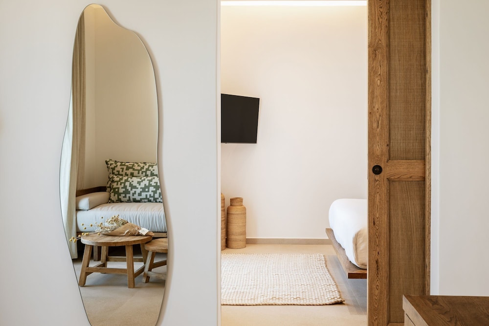 aya sofia suites