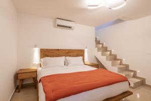 aya sofia suites