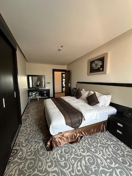 artama hotel