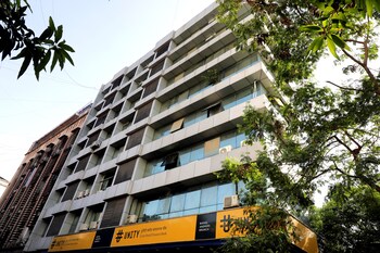 hotel precious pearl