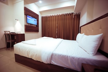 hotel precious pearl