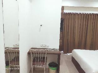 hotel precious pearl