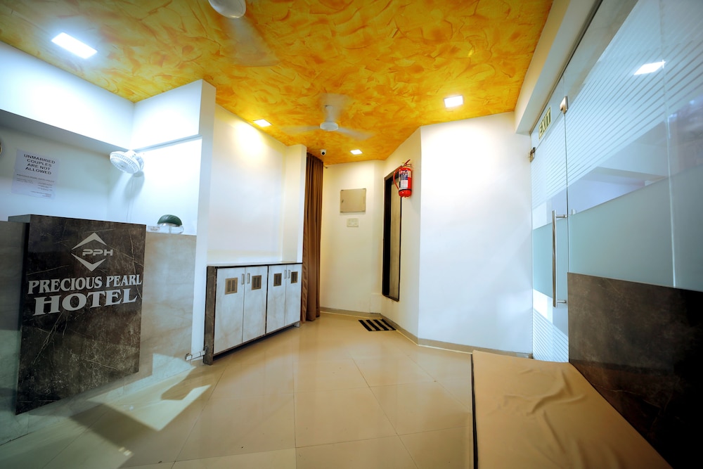 hotel precious pearl