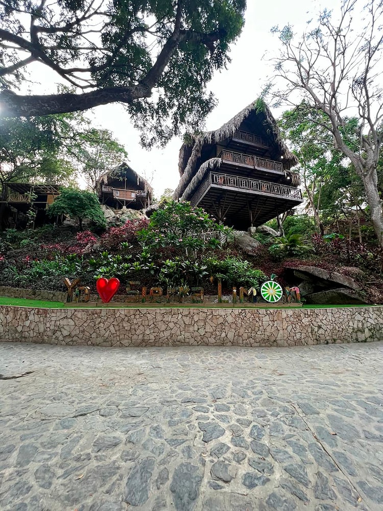 hotel cabanas club sierra limon