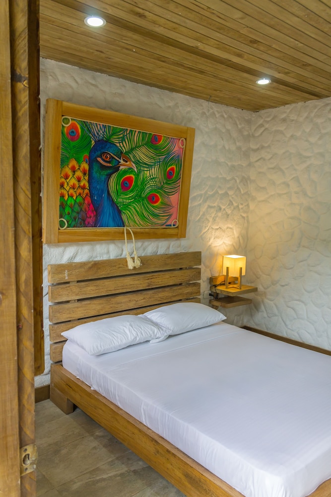 hotel cabanas club sierra limon