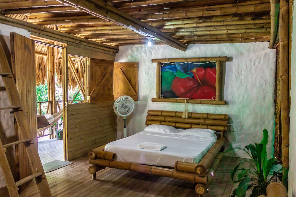 hotel cabanas club sierra limon