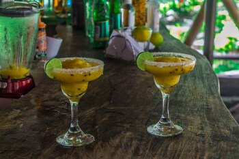 hotel cabanas club sierra limon