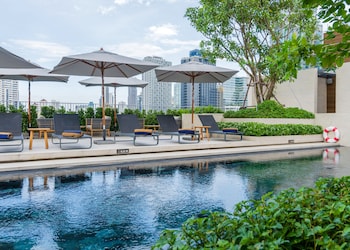 madi paidi bangkok autograph collection