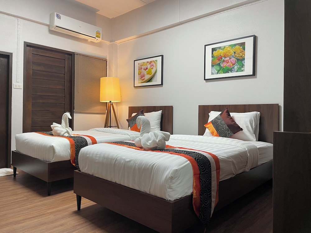 the bedrooms maeklong service apartment