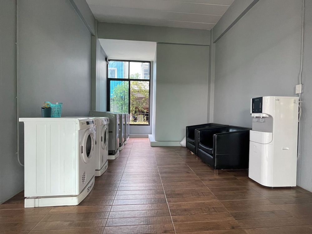 the bedrooms maeklong service apartment