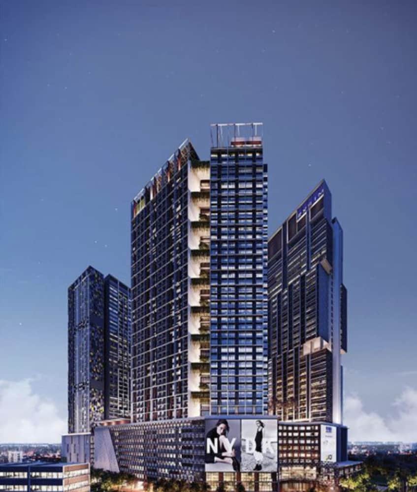 millerz square suite by mana mana