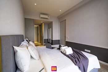 millerz square suite by mana mana