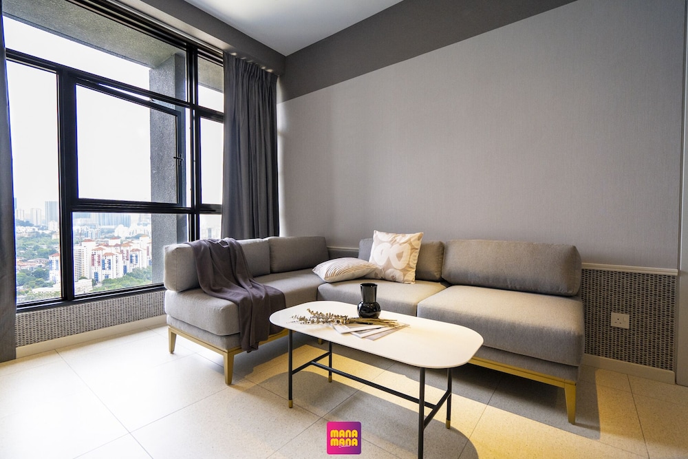 millerz square suite by mana mana