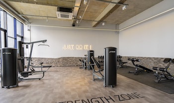 millerz square suite by mana mana