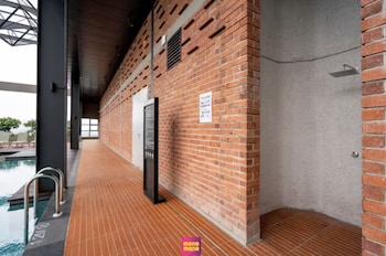 millerz square suite by mana mana