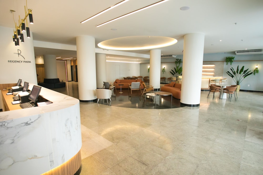 regency park hotel