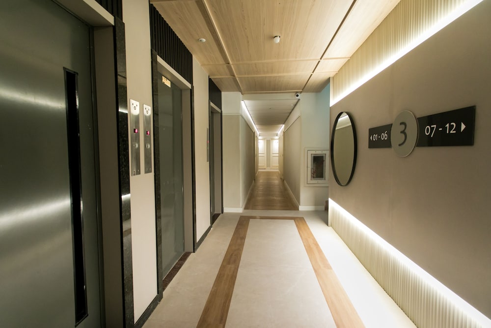 regency park hotel