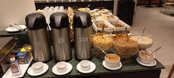 regency park hotel
