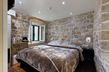 luxury authentic studio split old town
