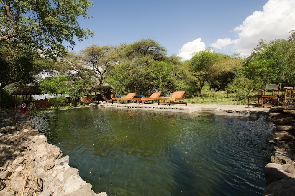lake natron tented camp