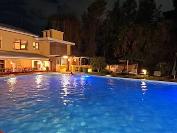 Ilboru Safari Lodge,Arusha National Park>>Arusha,5 star
