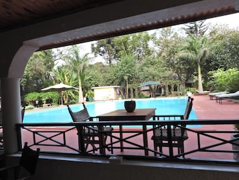 Ilboru Safari Lodge,Arusha National Park>>Arusha,5 star