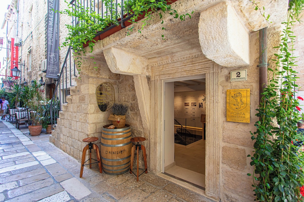 villa porta maestra