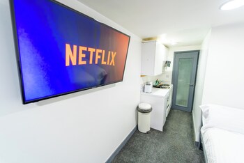 beautiful 1 bed studio in birmingham
