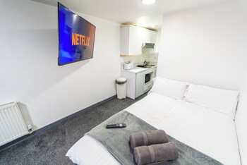 beautiful 1 bed studio in birmingham
