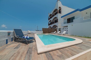 hotel la triguena
