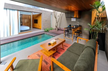 domisili villas canggu bali by fays hospitality