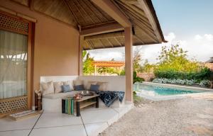 Maringi Sumba,,3.5 star