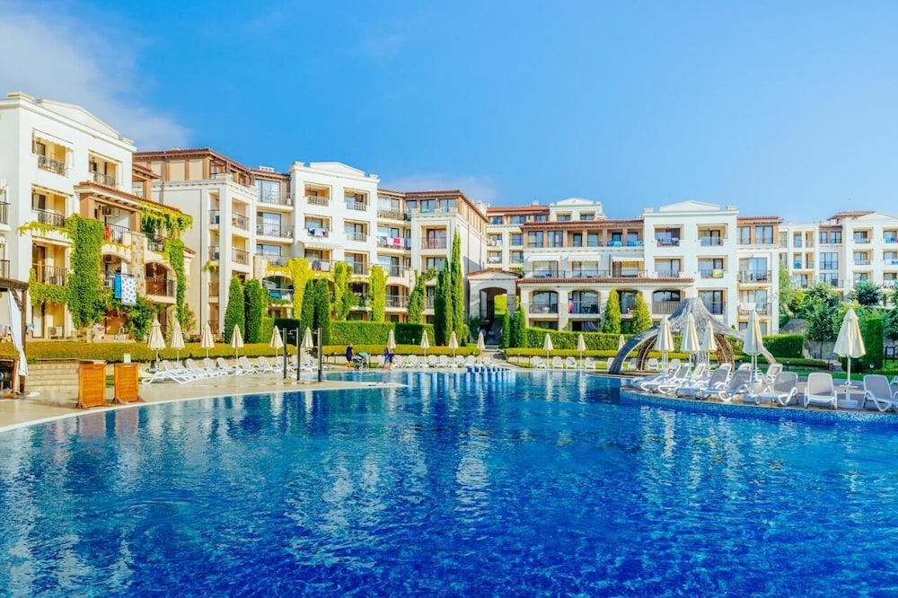 green life beach resort sozopol
