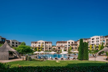 green life beach resort sozopol