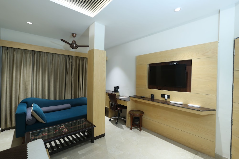 hotel sar kamla dham